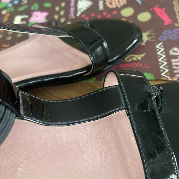 TARYN ROSE SLIP ON THONG SANDAL - Picture 9 of 11